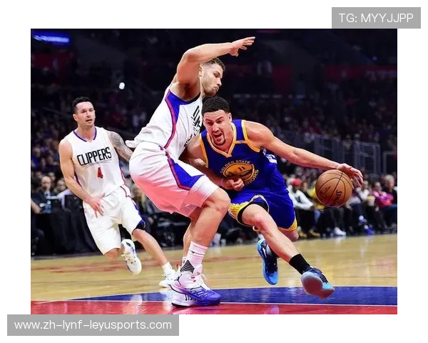 极速体育NBA专区：每日更新赛况与直播