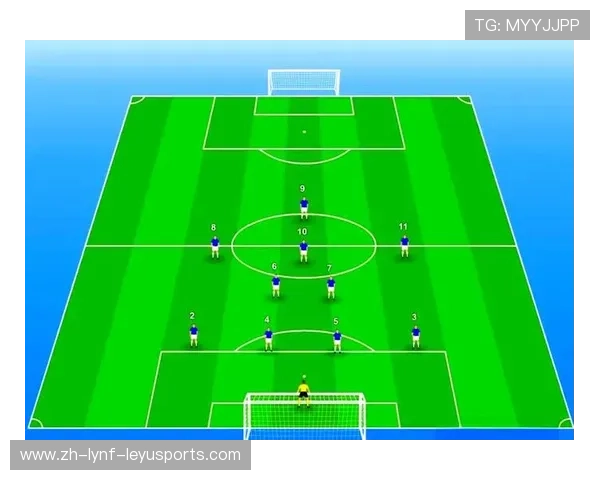 足球比赛中的防线调整与守门员配合